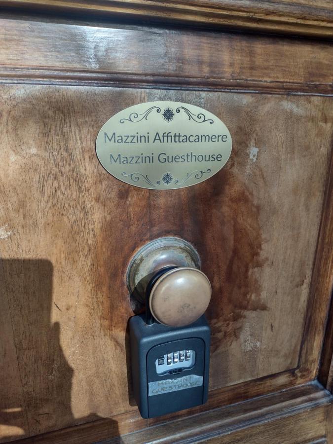 Mazzini Affittacamere Viareggio Exterior photo